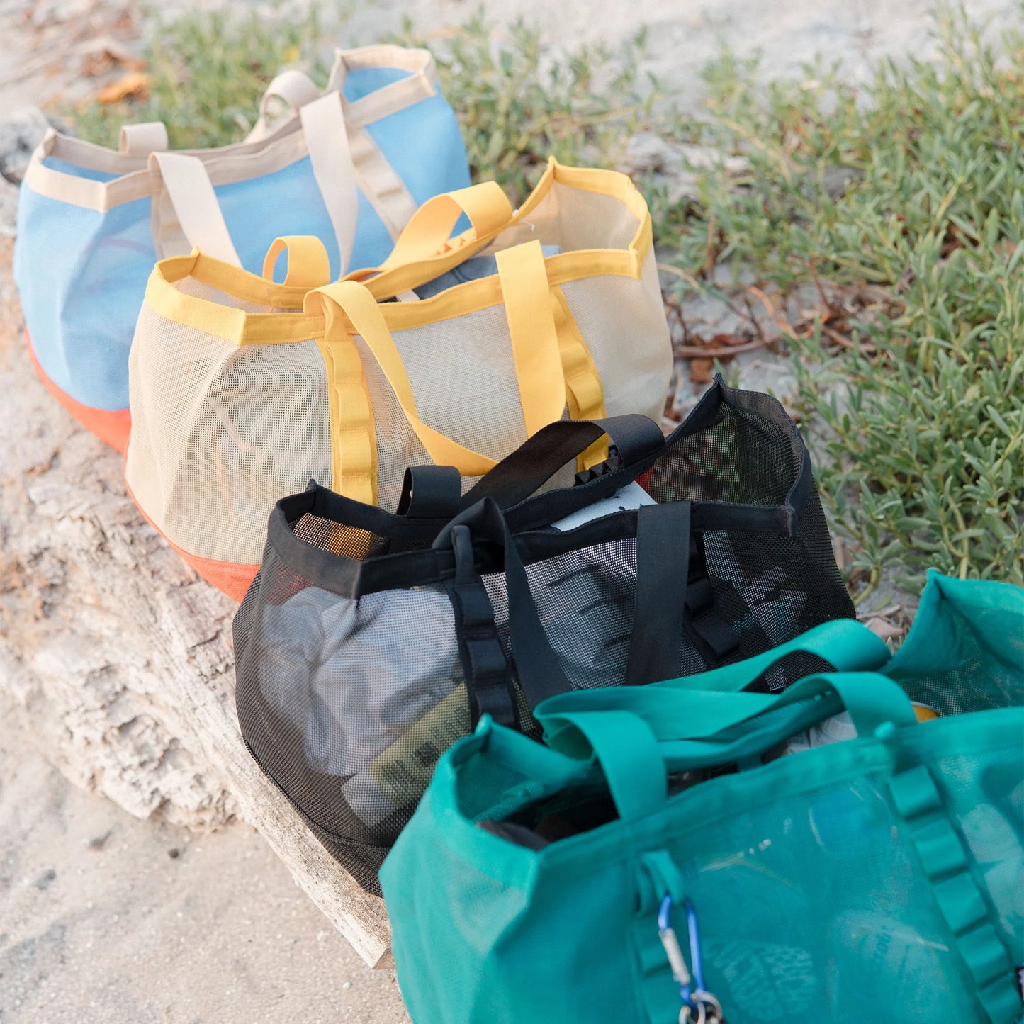 AirMesh Tote: Raven Black