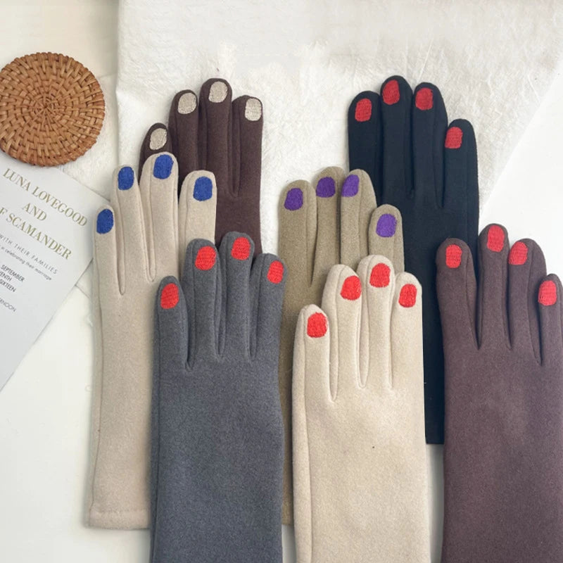 Touch Screen Winter Gloves with Nail Polish Design