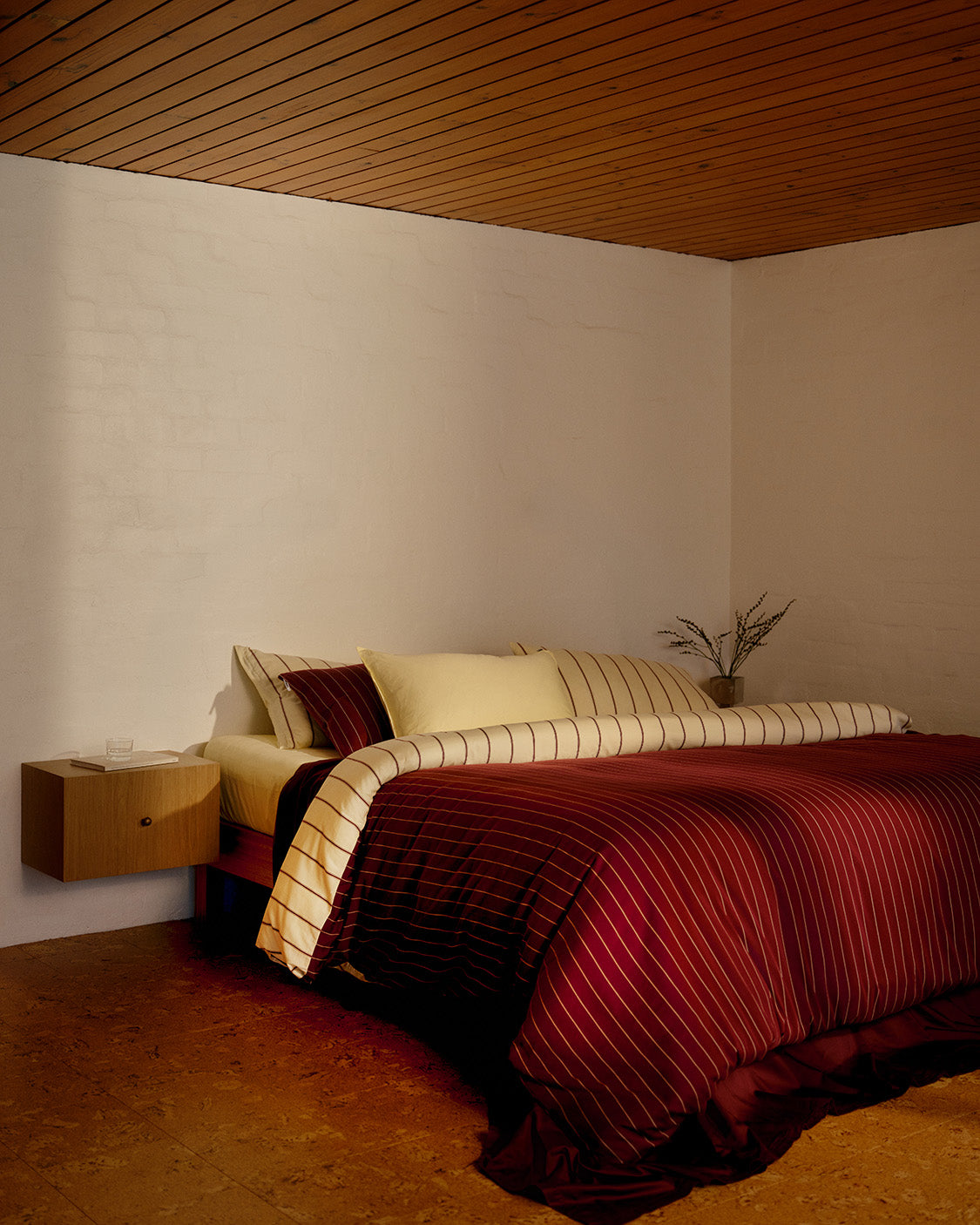 Quilt Cover - Chamomile/Wine