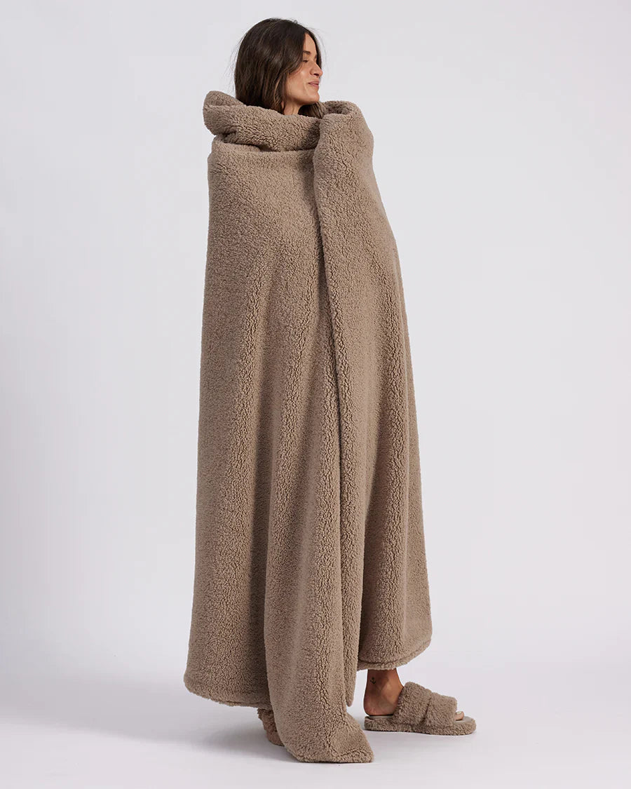 Faux Fur Throw Blanket - Warm Grey