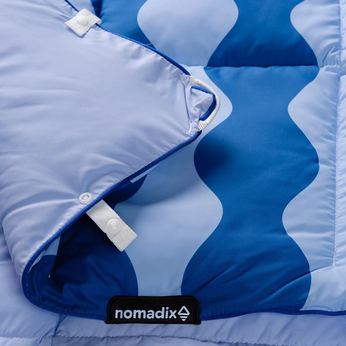 Graphene Puffer Blanket: Slack Tide Coastal Blue
