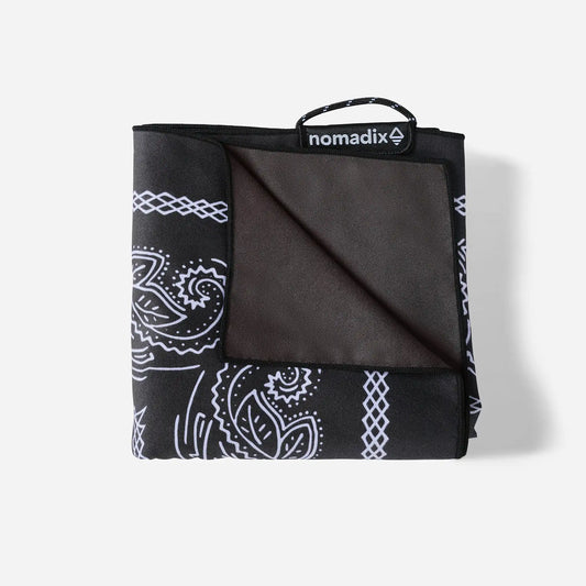 Ultralight Towel: Paisley Black