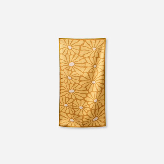 Hand Towel: Lazy Daisy Gold