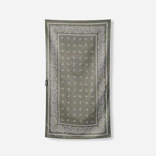 Ultralight Towel: Paisley Forest Green