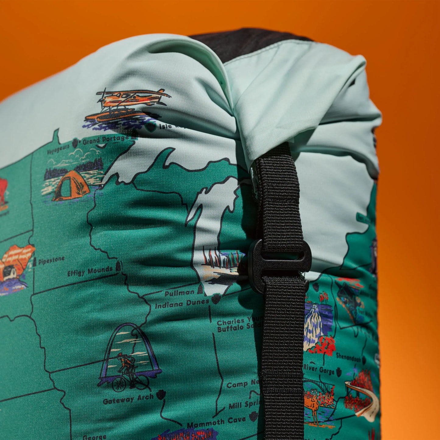 Graphene Puffer Blanket: National Parks and Monuments Map