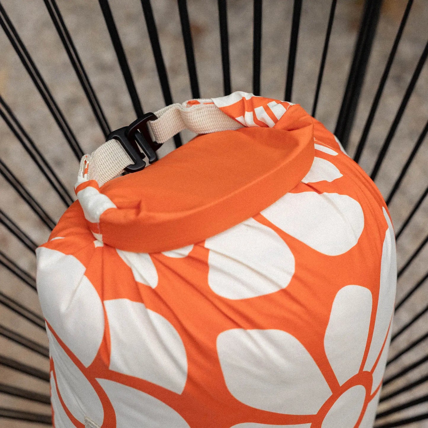 Graphene Puffer Blanket: Big Flowers Expedition Orange