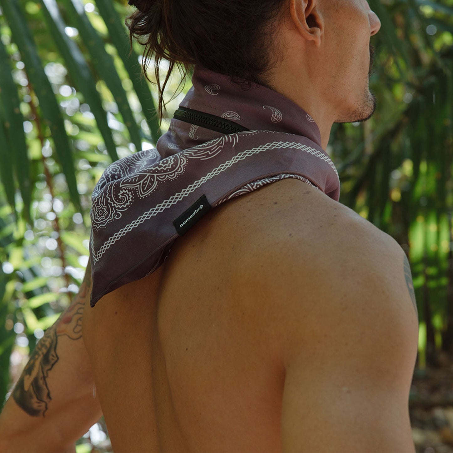 Ice Bandana Towel: Paisley Iron Ore