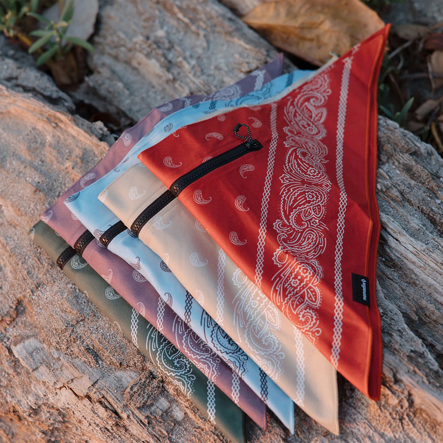 Ice Bandana Towel: Paisley Red