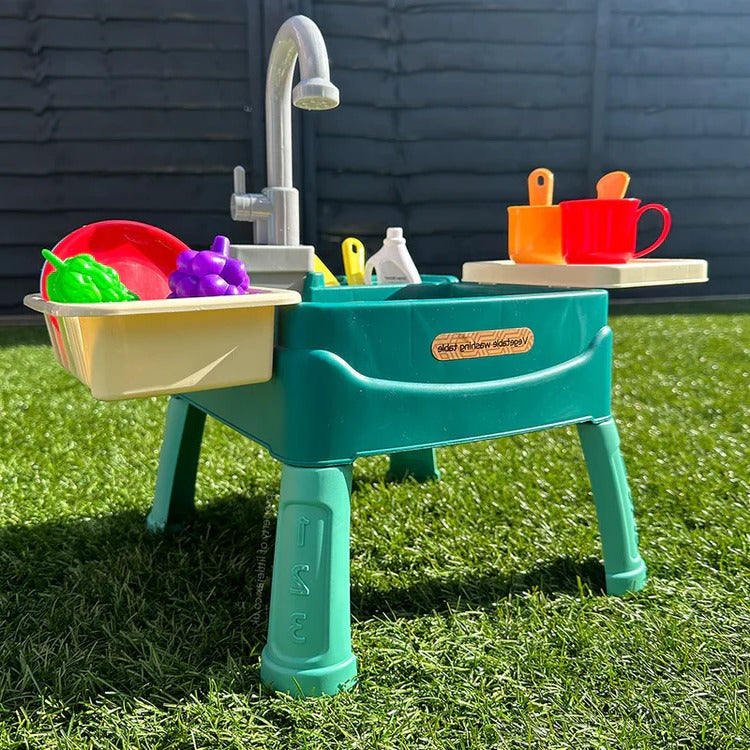 Children’s Play Kitchen with Flowing Water Feature