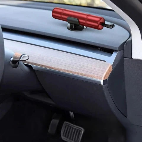 Car Escape Tool for Emergencies