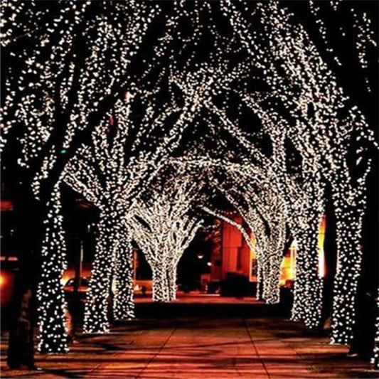 17-Meter String of 100 Led Solar-Powered