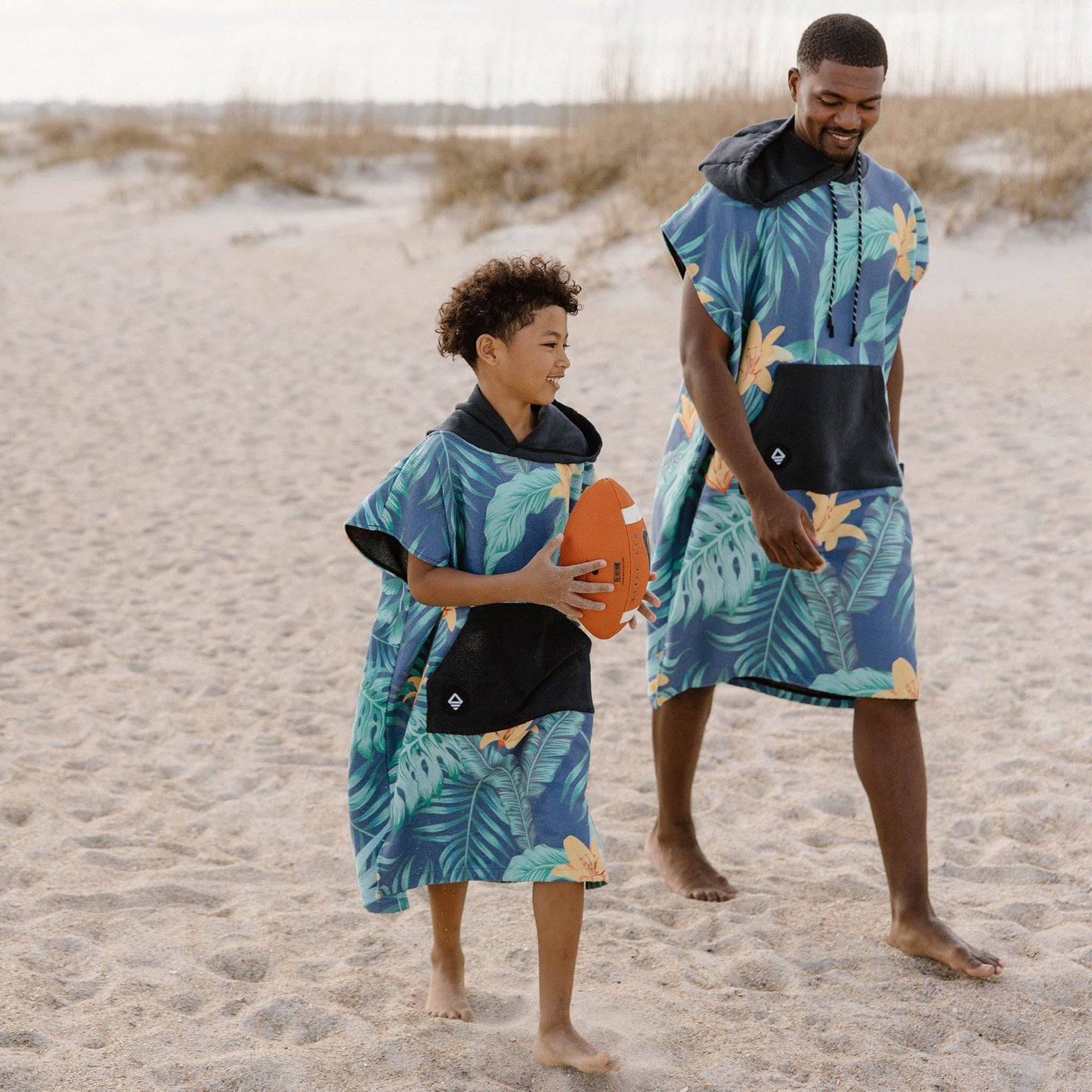 Kids Changing Poncho: Palms Dusk