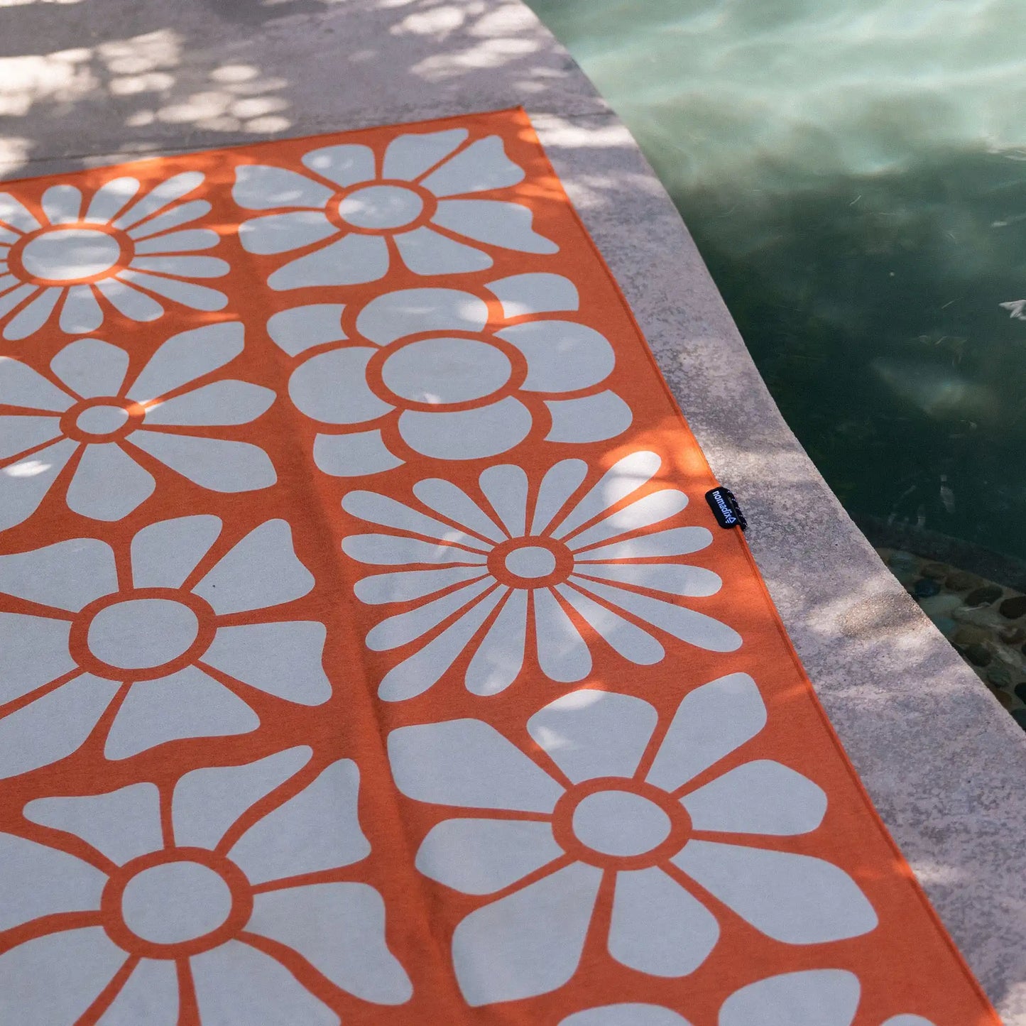Original Towel: Big Flowers Expedition Orange