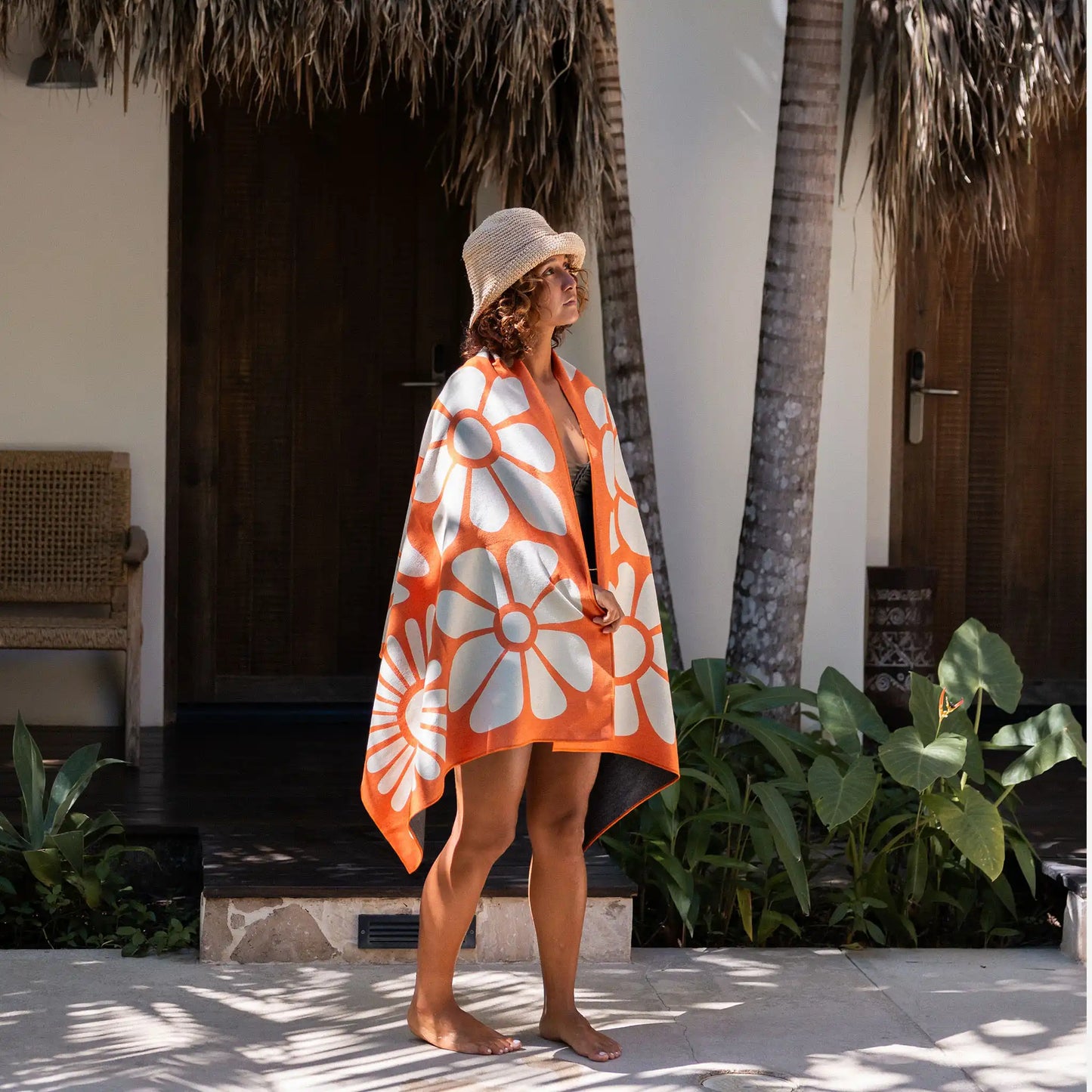 Original Towel: Big Flowers Expedition Orange