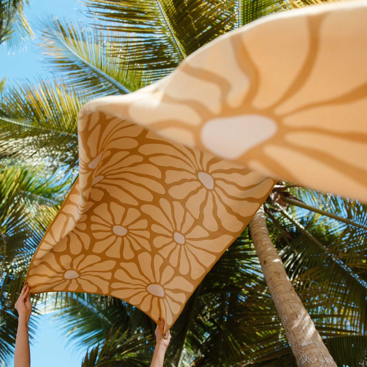 Original Towel: Lazy Daisy Gold