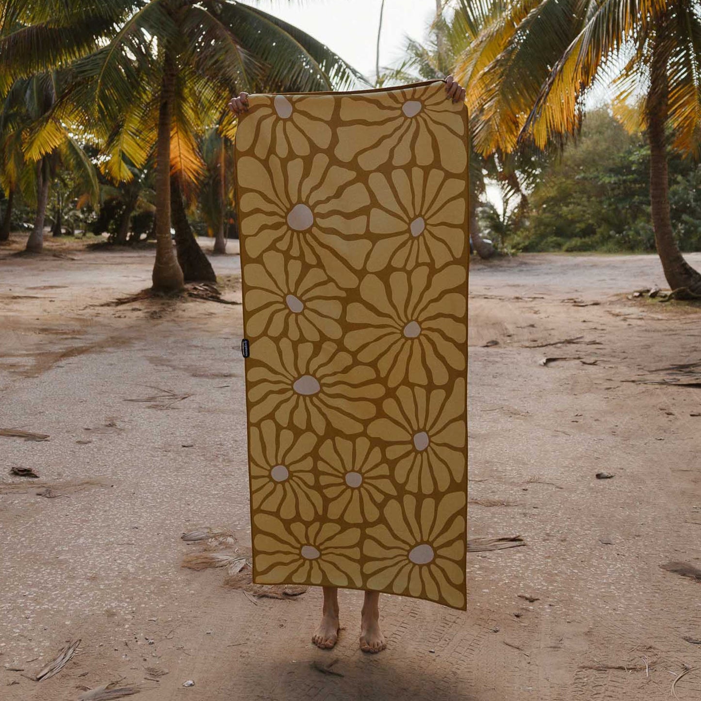 Original Towel: Lazy Daisy Gold